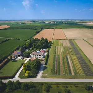 *** Bed & Breakfast Agrib&b Corte Burchio Italia