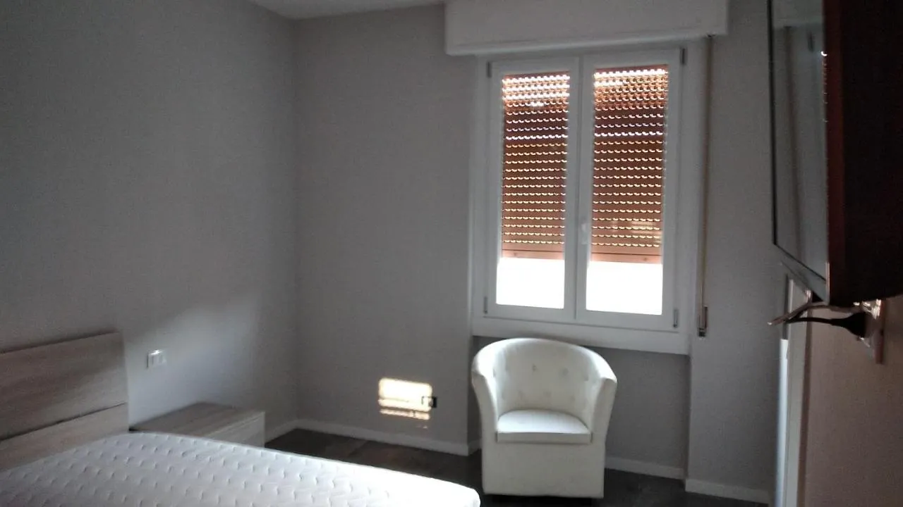 Casa Serrati San Giuliano Milanese 0*,